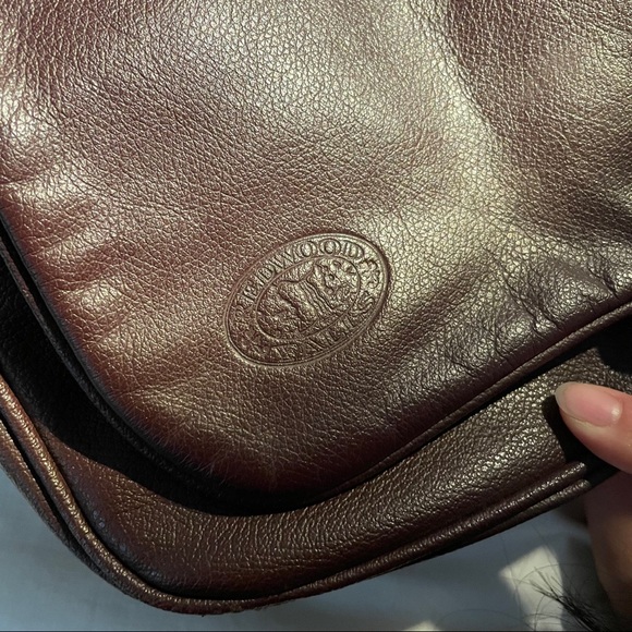 Vintage plum shoulder/crossbody baguette bag EUC - Picture 6 of 6